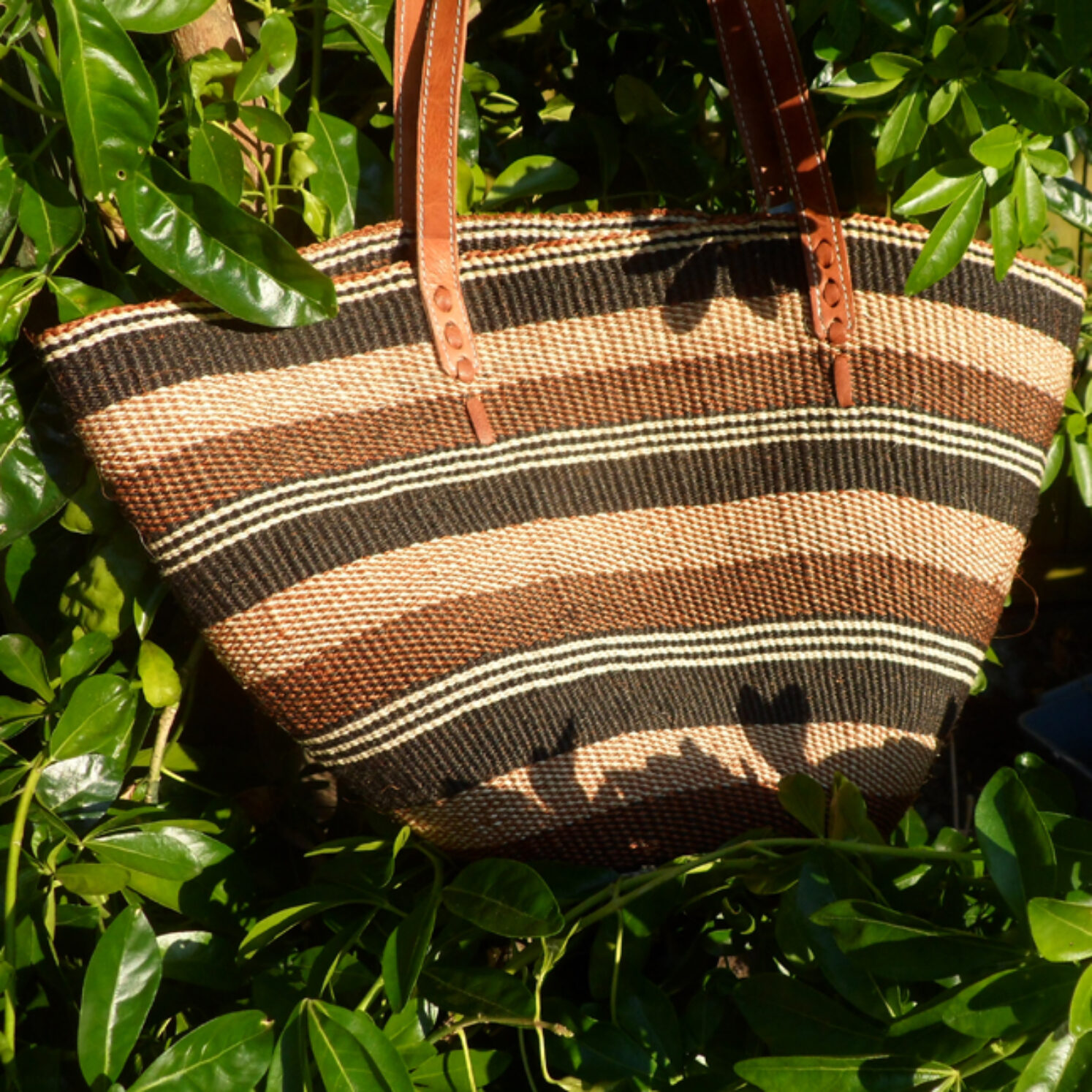 Kenyan sisal shopping baskets Archives - Injabulo